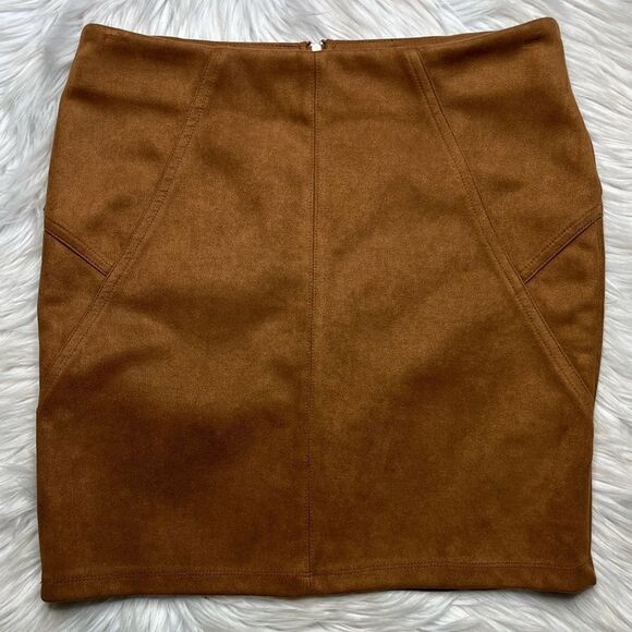 Mosaic & Co Suede Mini Skirt Brown Size Medium - Picture 3 of 4